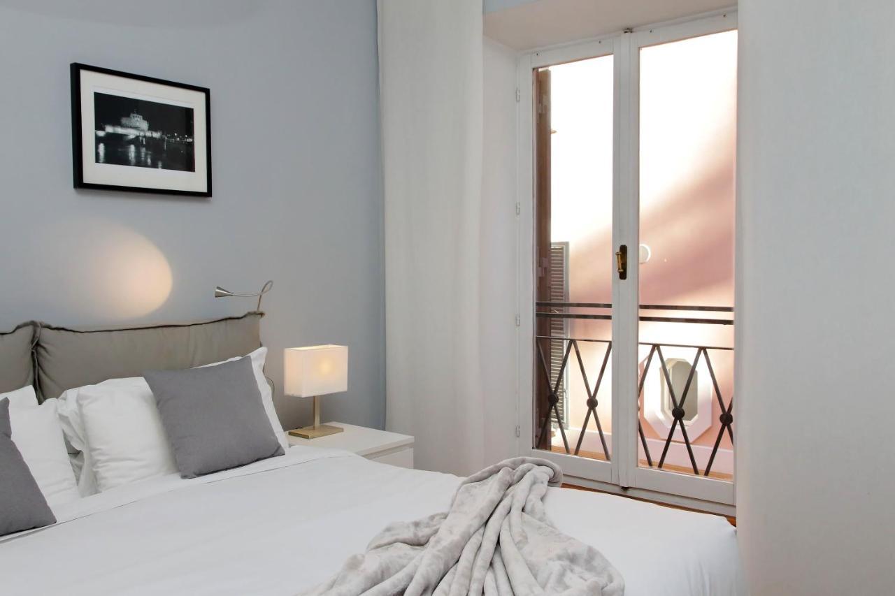 Frezza Apartment Рим Екстериор снимка