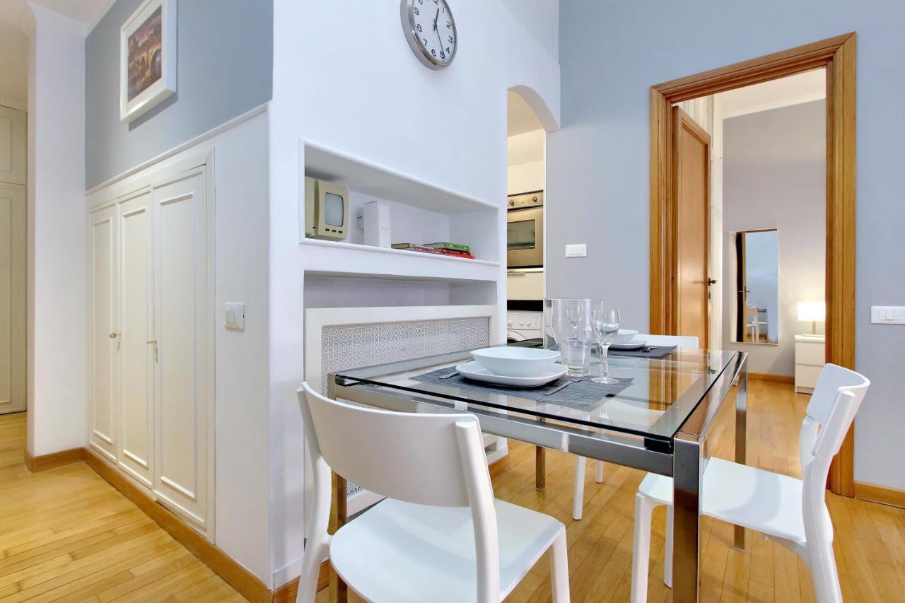Frezza Apartment Рим Екстериор снимка