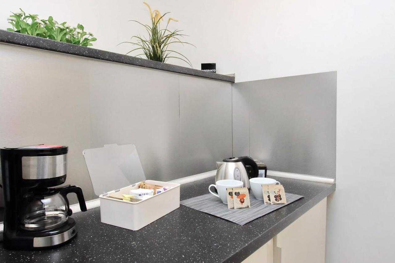 Frezza Apartment Рим Екстериор снимка