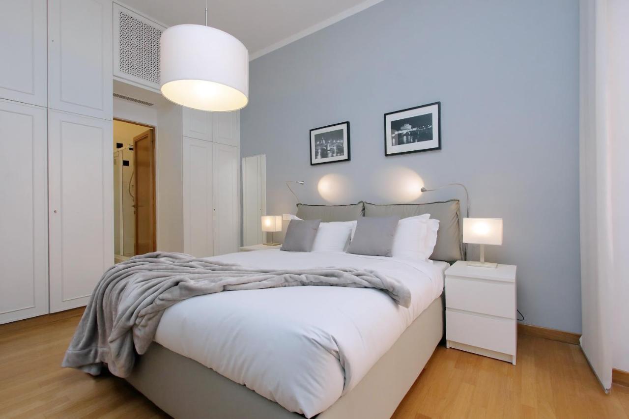 Frezza Apartment Рим Екстериор снимка